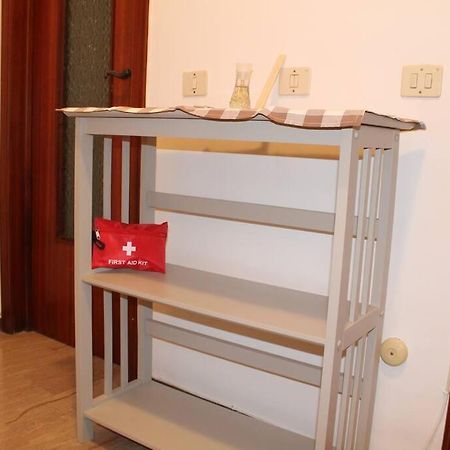 Casa Bilocale In Centro Vicino Stazione Apartman Voghera Kültér fotó